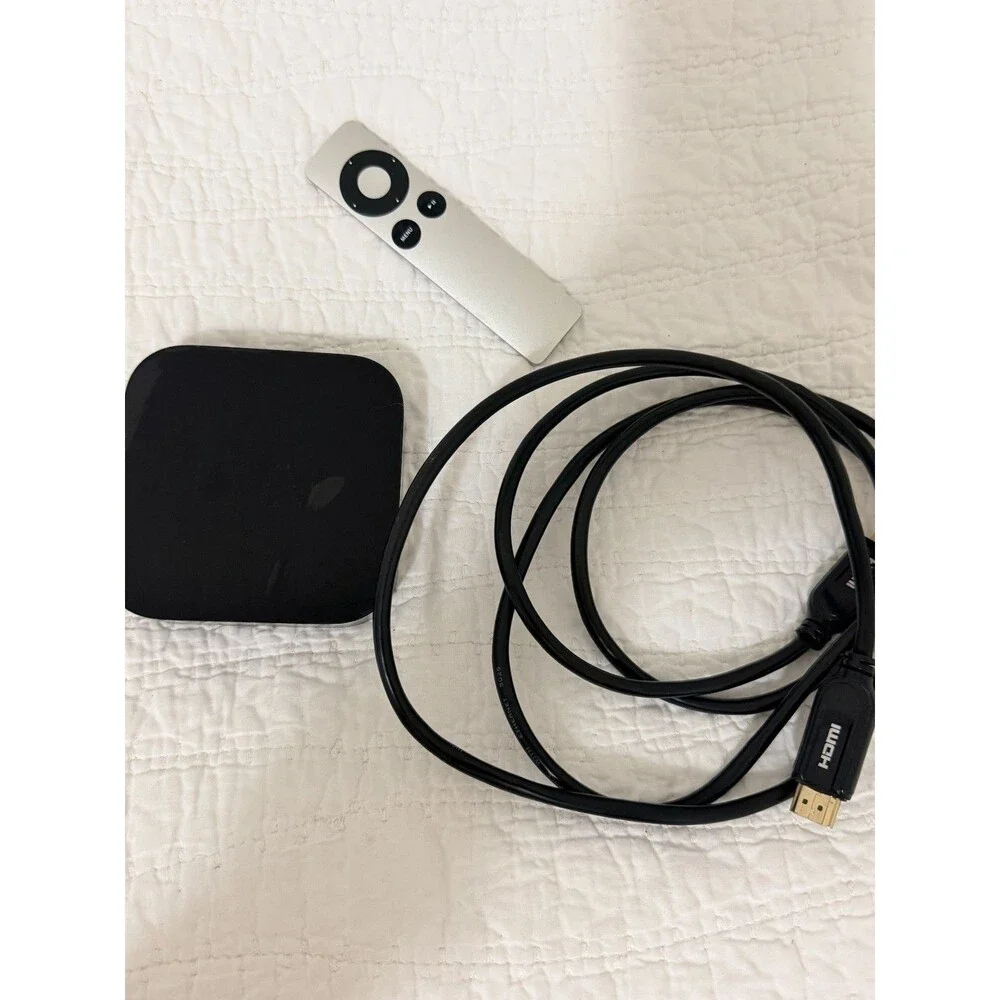 Apple TV 3rd Gen 2012 8GB Media Streamer - Black (MD199LL/A) PARTS only